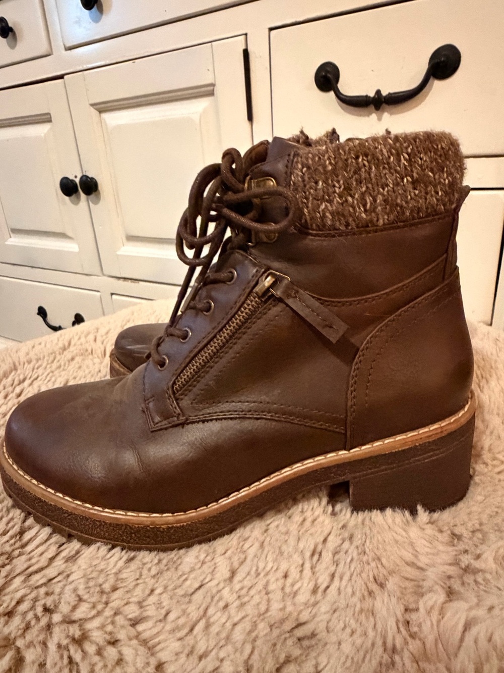 Cliffs boots